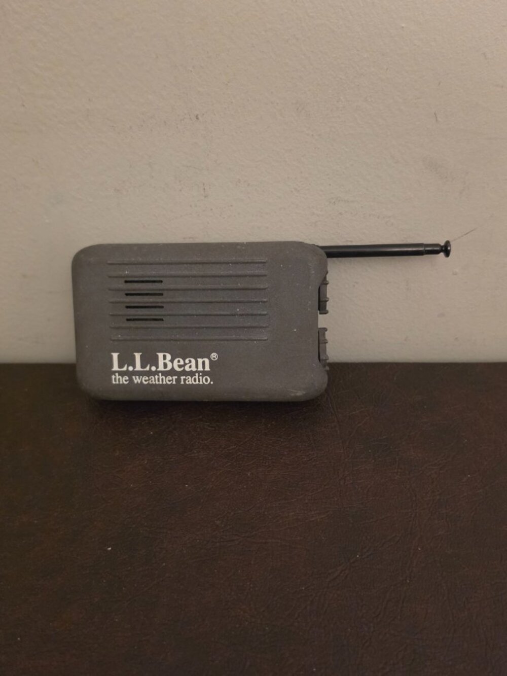 Vintage L.L.Bean Branded Portable Weather Radio Model:136WEA-1